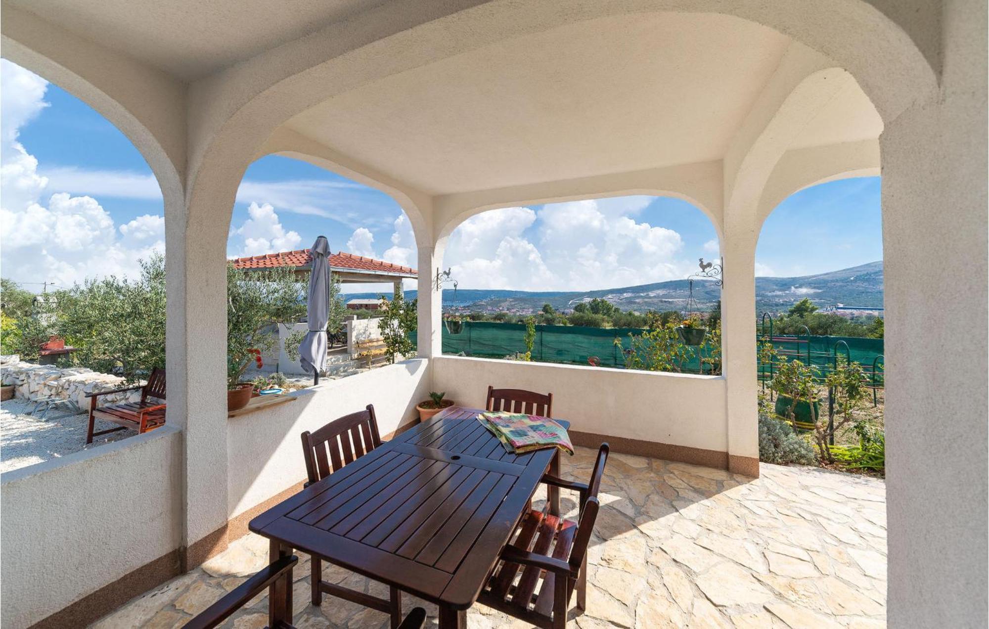 Gorgeous Home In Kastel Stafilic With Wifi Exteriör bild