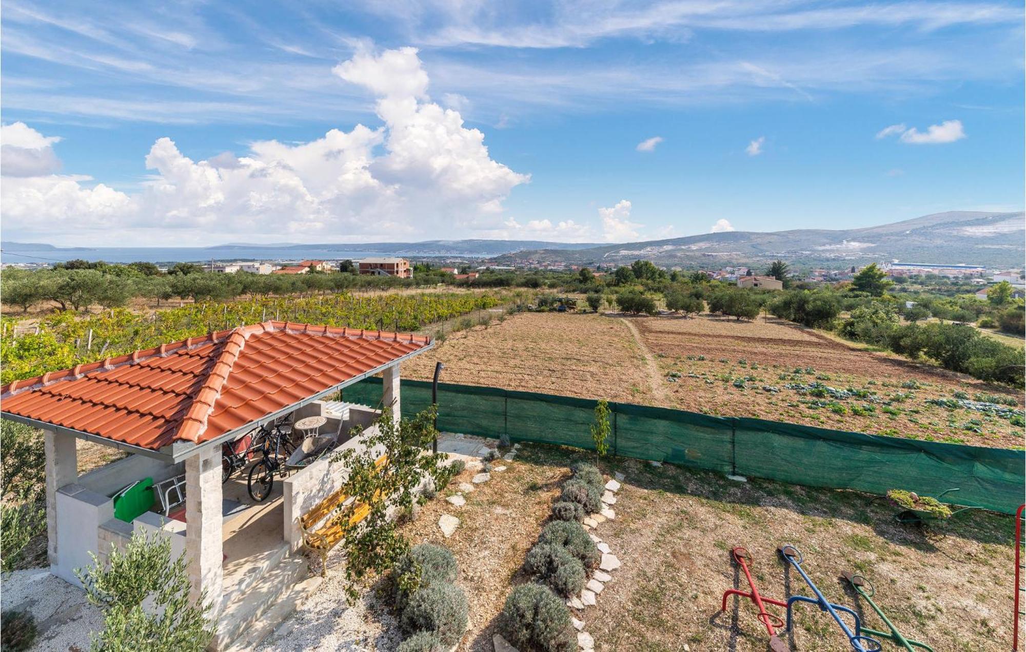 Gorgeous Home In Kastel Stafilic With Wifi Exteriör bild