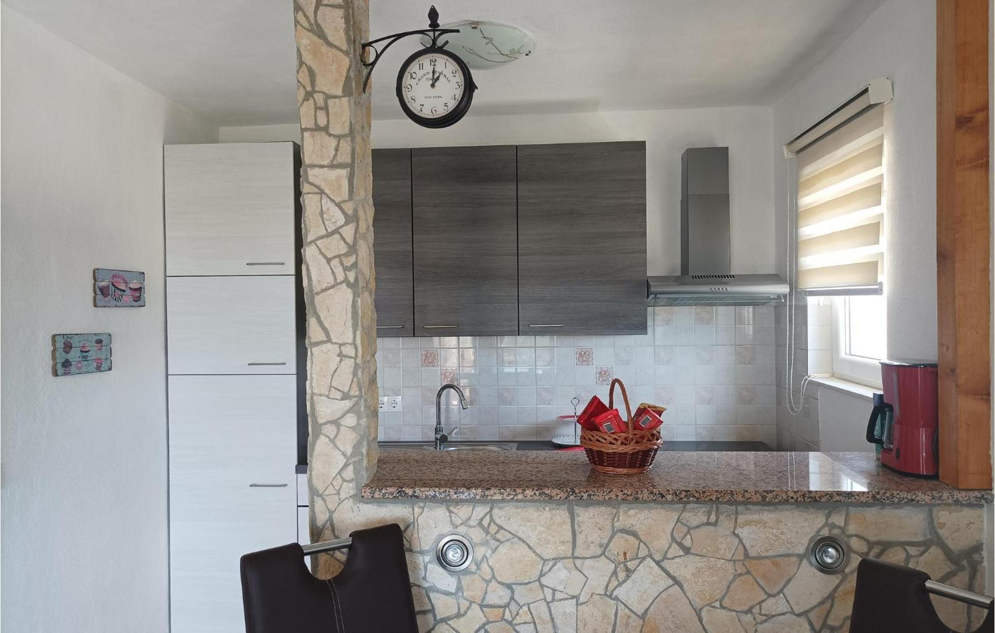 Gorgeous Home In Kastel Stafilic With Wifi Exteriör bild